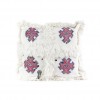 Coussin vintage berbere en laine vierge tissé main blanc motifs roses et rouges
